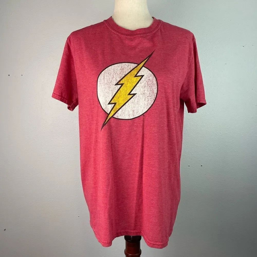 DC Comics Flash T-Shirt Size M EUC
